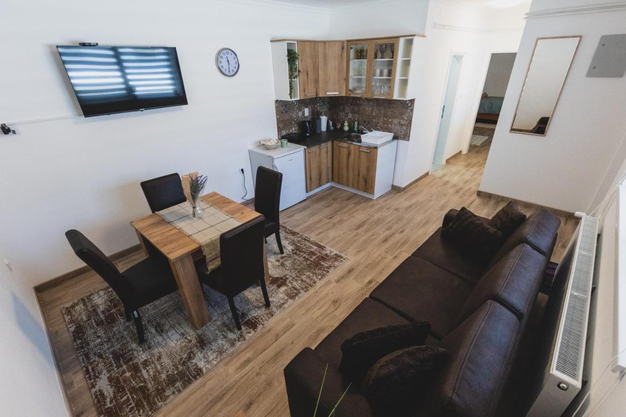 Alfa Apartmani ซูโบติกา ภายนอก รูปภาพ