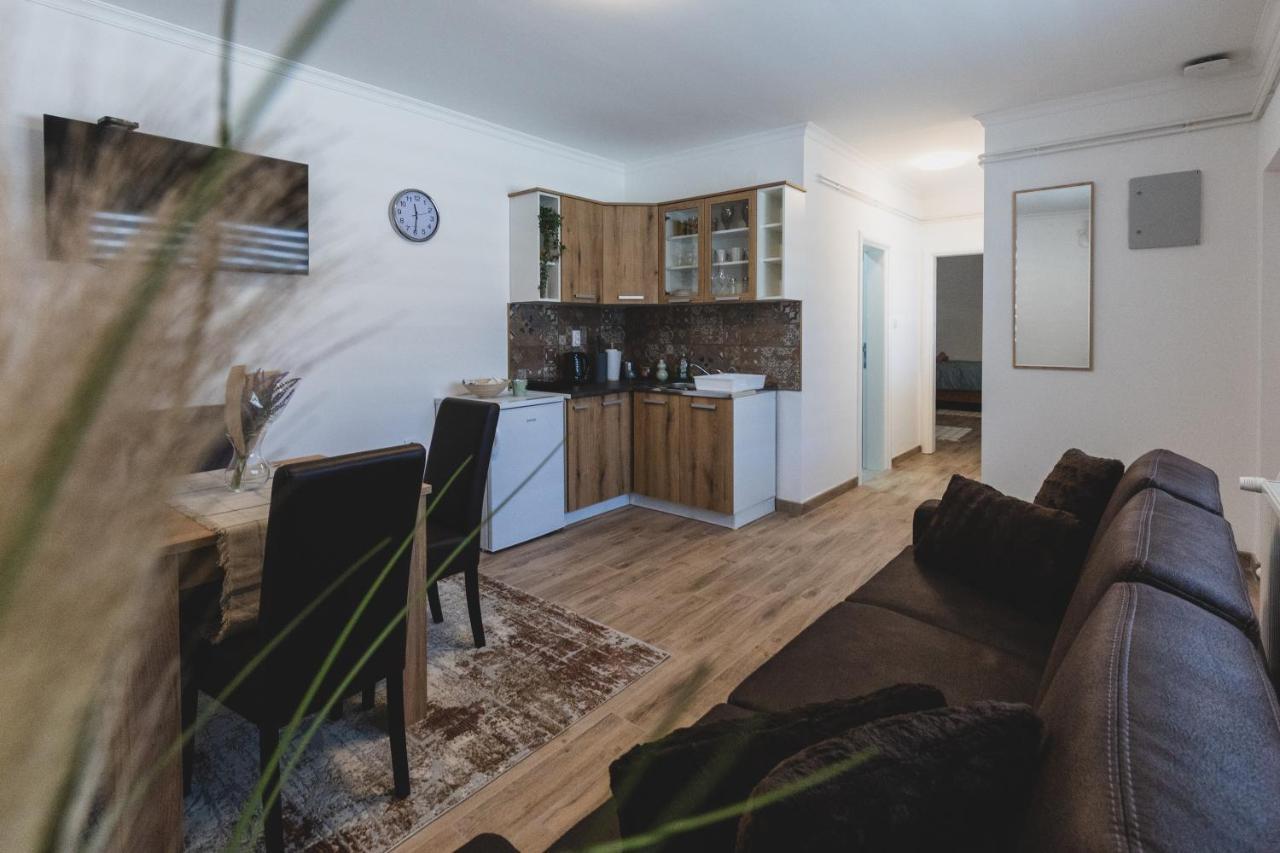 Alfa Apartmani ซูโบติกา ภายนอก รูปภาพ